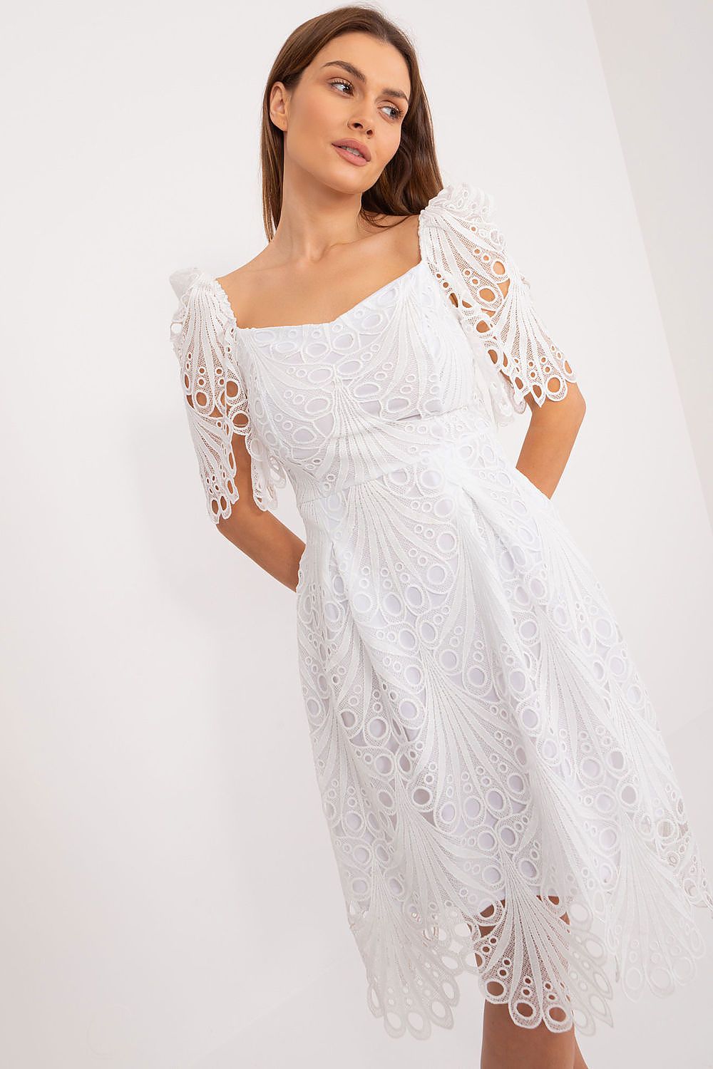 V-Neck Short Sleeve White Elegant Dress for Summer Events, perfect for parties with its stylish flared cut and embroidery.