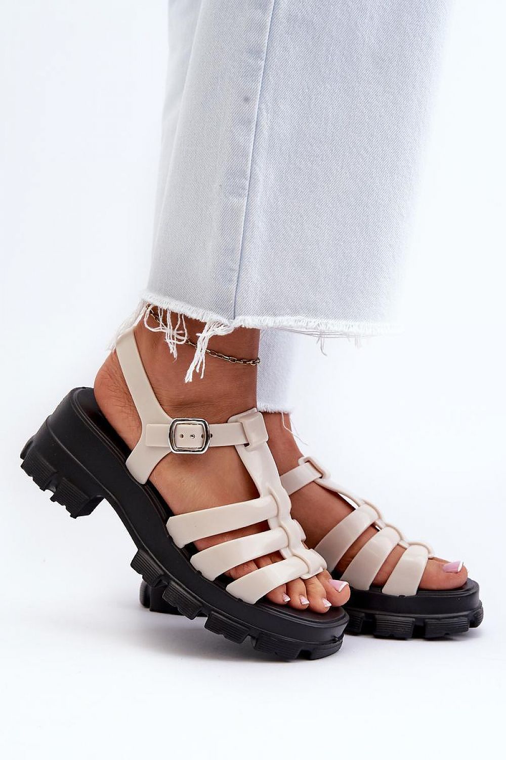  Sandals model 198044 Step in style 