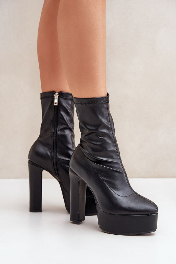  Heel boots model 204694 Step in style 