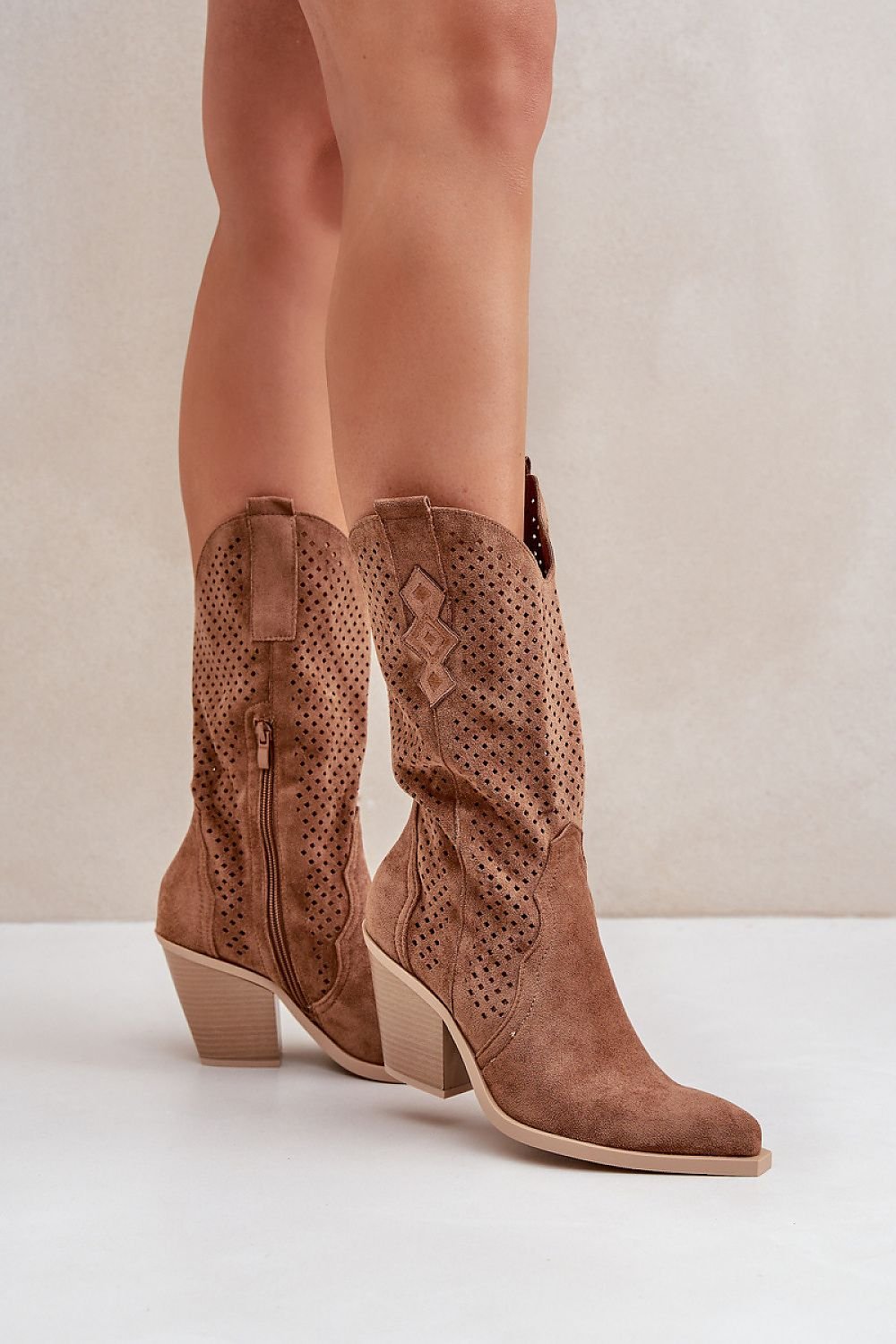  Heel boots model 204749 Step in style 