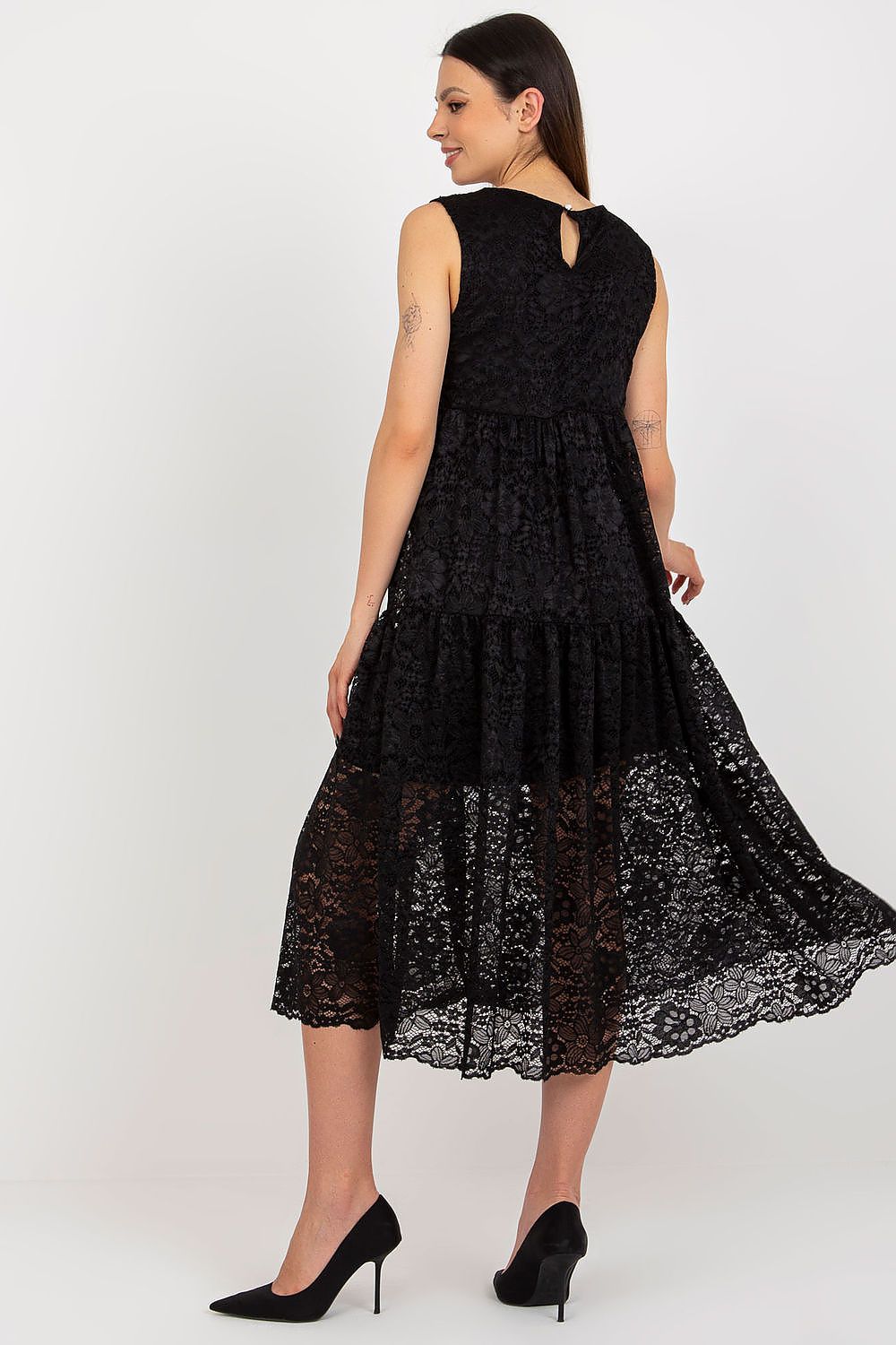 Elegant Sleeveless Openwork Maxi Dress with a Flared Cut, perfect for stylish comfort from your favorite store.